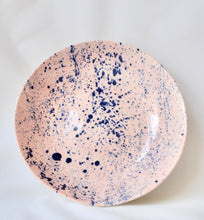 Pink porcelain salad bowl with splatter detail