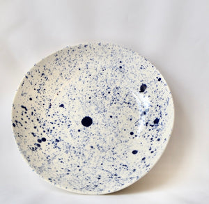White salad porcelain bowl with splatter detail