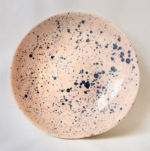 Breakfast bowl with splatter detail - salmon pink