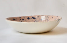 Breakfast bowl with splatter detail - salmon pink