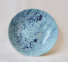 Breakfast bowl with splatter detail - blue