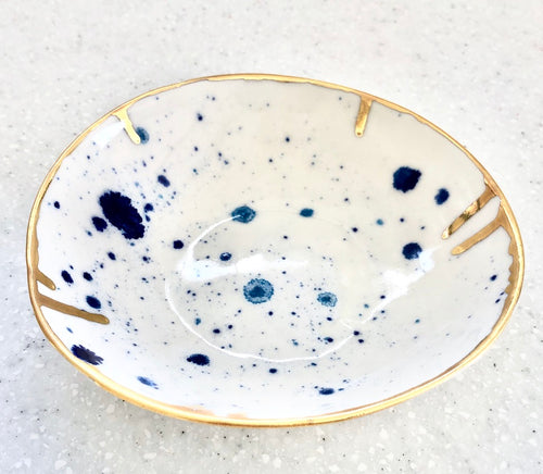 Porcelain pasta bowl - frosty with gold lustre
